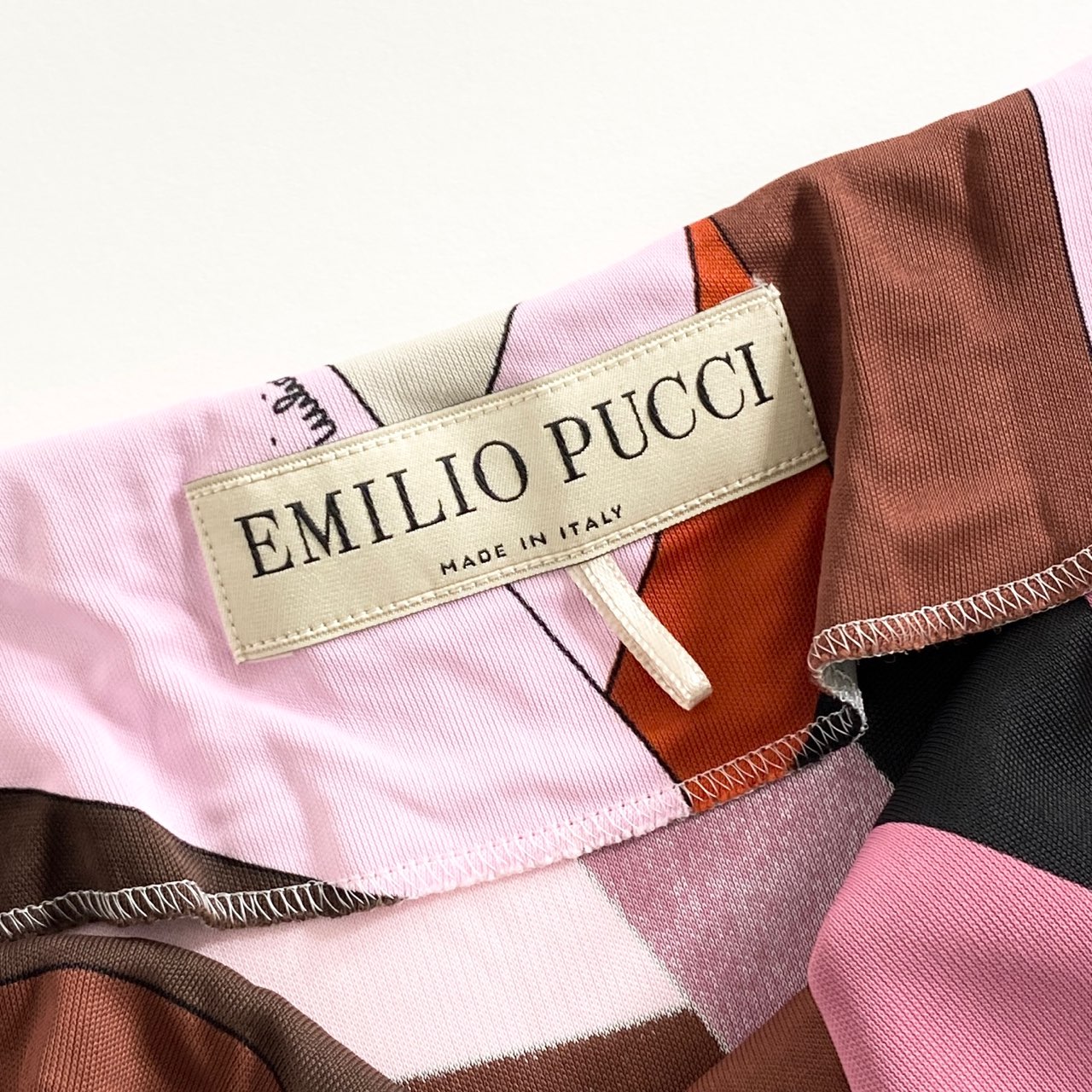 48a30 《美品》 EMILIO PUCCI エミリオプッチ ドレープワンピース 36 ピンク ドレス 半袖 イタリア製 総柄 春夏