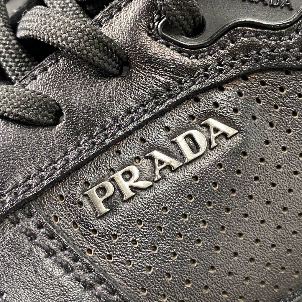 2c5 PRADA SPORTS プラダ スポーツ ローカット スニーカー 7 ブラック レザー シューズ レースアップ メタルロゴ