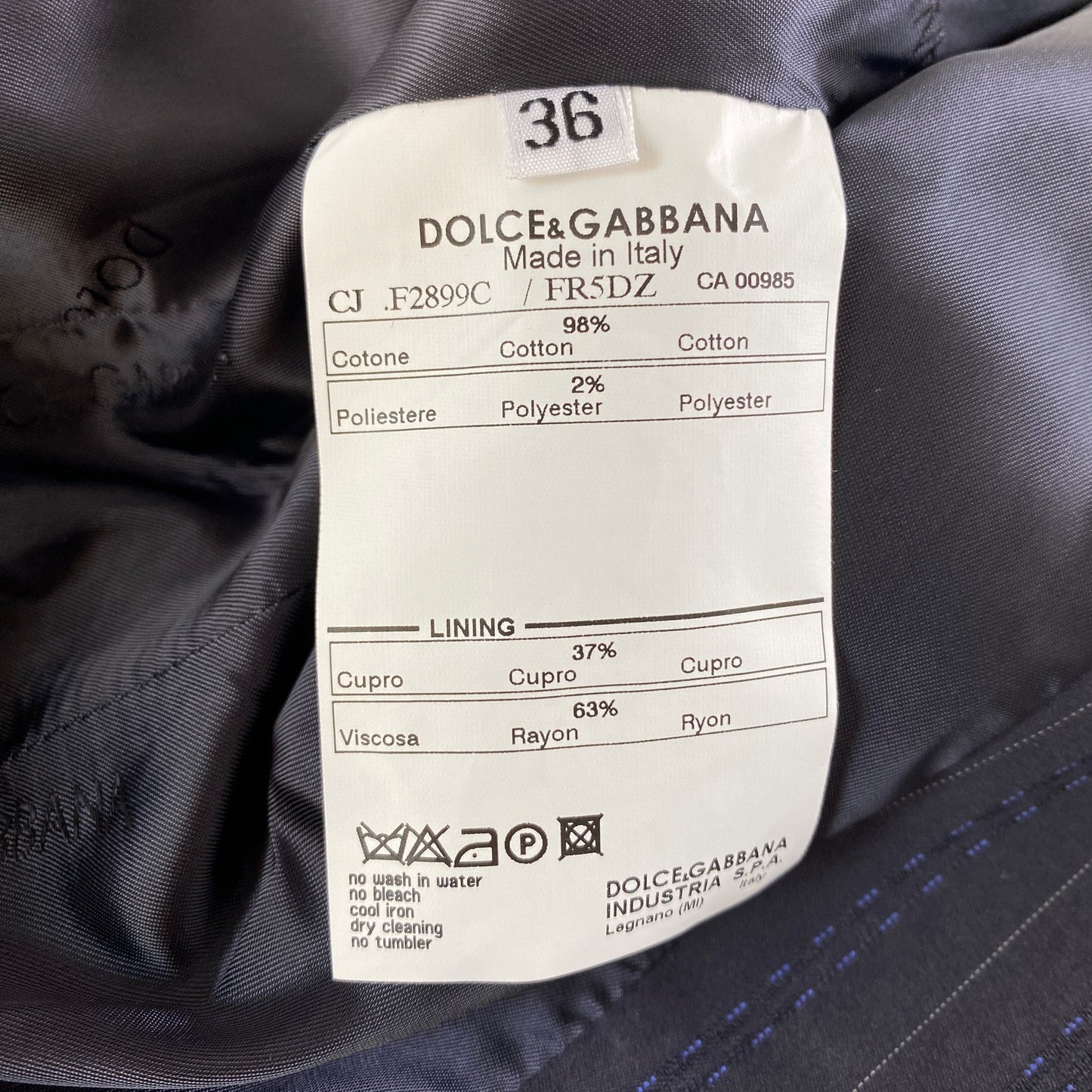 27a18 イタリア製 DOLCE&GABBANA ドルチェ＆ガッバーナ テーラードジャケット 36 ブラック ストライプ スーツジャケット フォーマル 上着