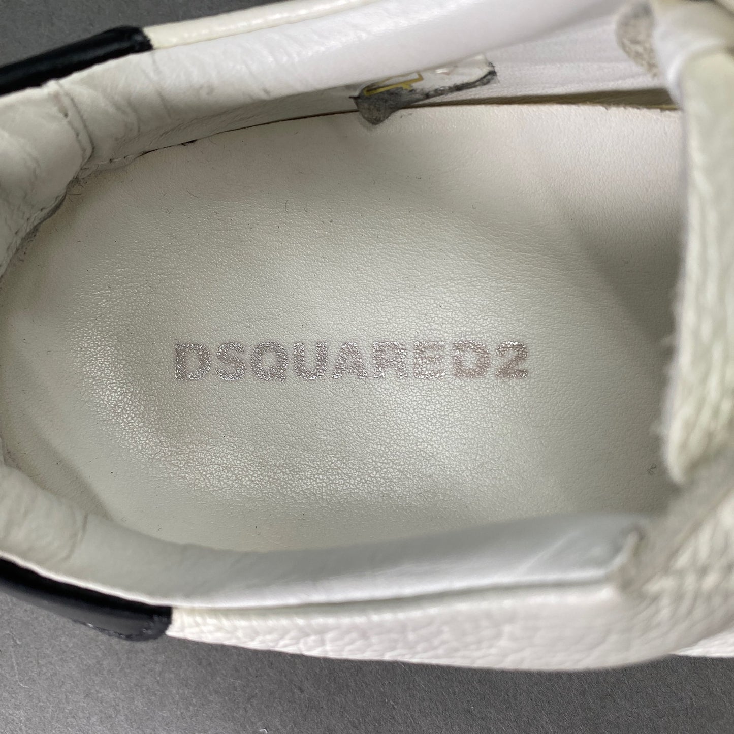 2k15 DSQUARED2 ディースクエアード ローカットスニーカー 42《27cm程度》 ホワイト レザー インポート シューズ  ポルトガル製