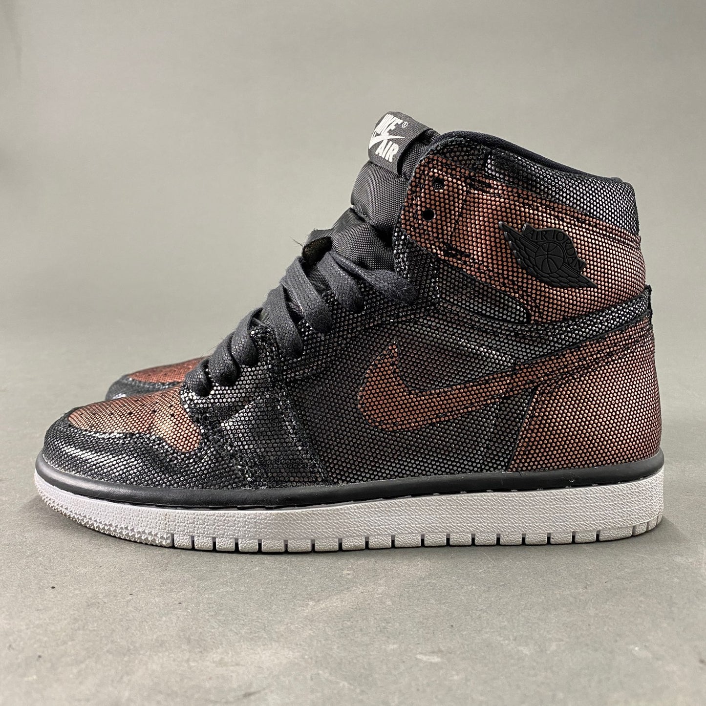 2L5《美品》NIKE ナイキ 23.0cm CU6690-006 WMNS AIR JORDAN1 HIGH OG ハイカットスニーカー レディース