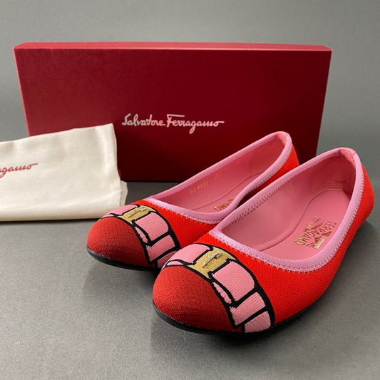 b6 《美品》 Salvatore Ferragamo サルヴァトーレフェラガモ VARINA KNIL フラットシューズ 5 1/2 ピンク イタリア製