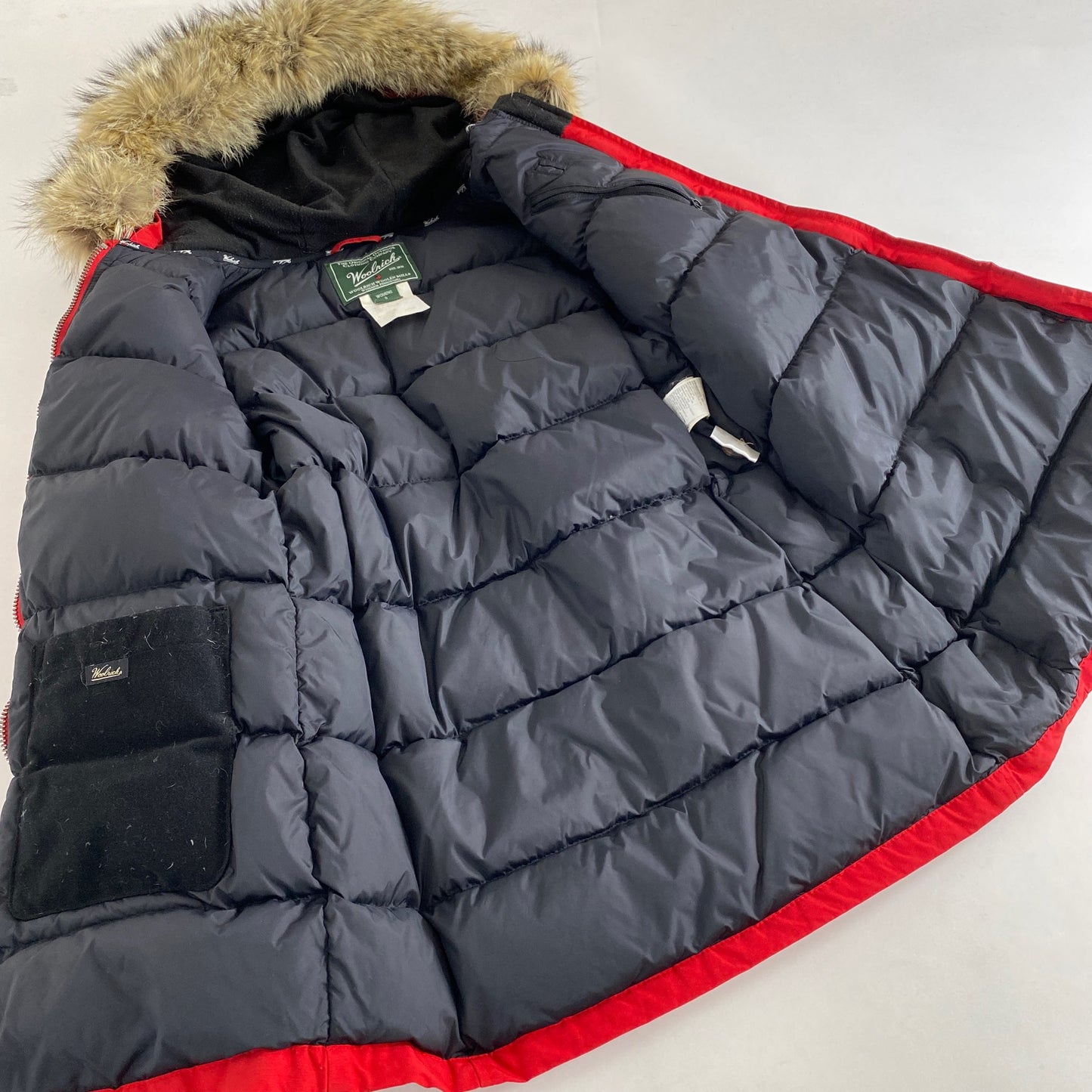 20L14 Woolrich ウールリッチ ダウンジャケット コヨーテファー S レッド ナイロンジャケット