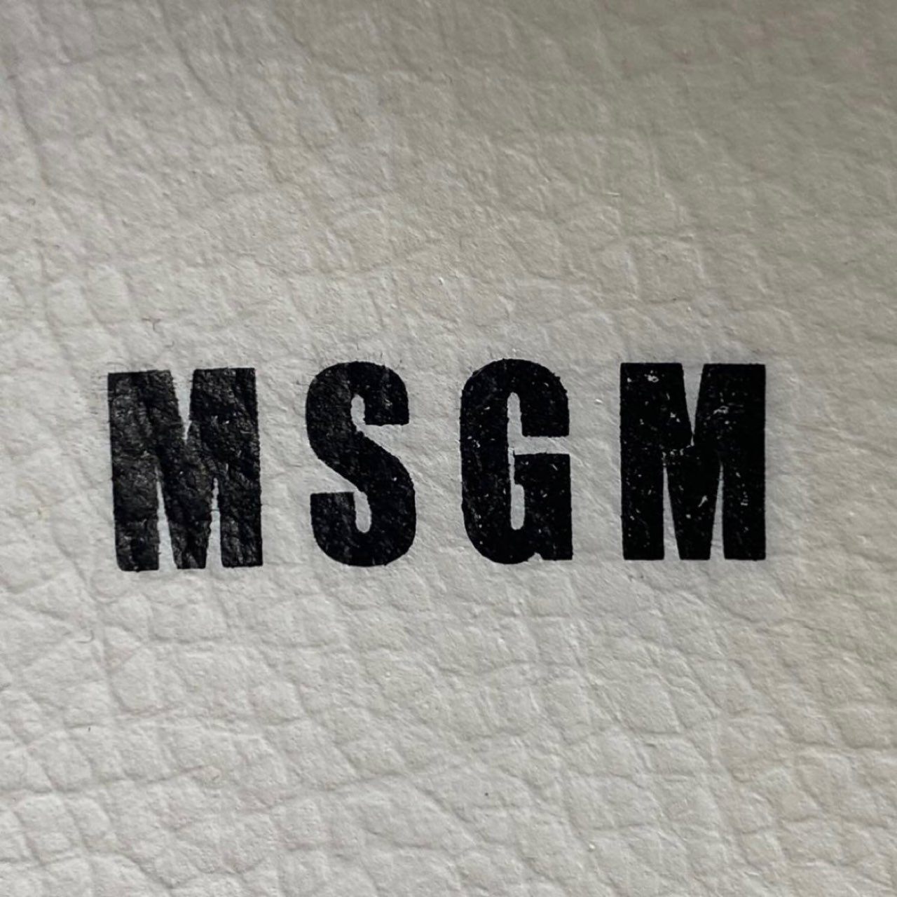 2f26 《美品》 MSGM エムエスジーエム プールサンダル ビーチサンダル シャワー 37 ホワイト ブラック スリッパ シューズ イタリア製