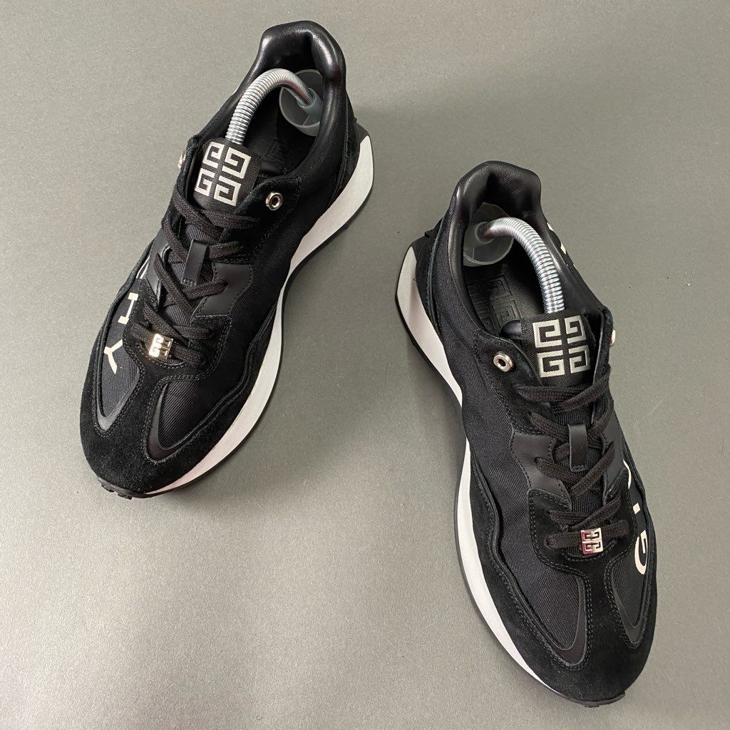 3b29 GIVENCHY ジバンシー 22年モデル GIV Runner sneakers ランナースニーカー 41 ブラック レザー シューズ