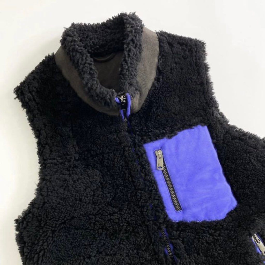 37f28 PROTAGONISTA プロタゴニスタ ムートンボアベスト 40 ブラック ラムスキン Shearling イタリア製 フリース