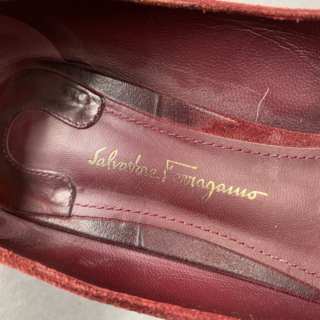 3b24 イタリア製 Salvatore Ferragamo サルヴァトーレフェラガモ ヒールパンプス ハイヒール フラワーチャンキーヒール 7D ワインレッド リボン レディース