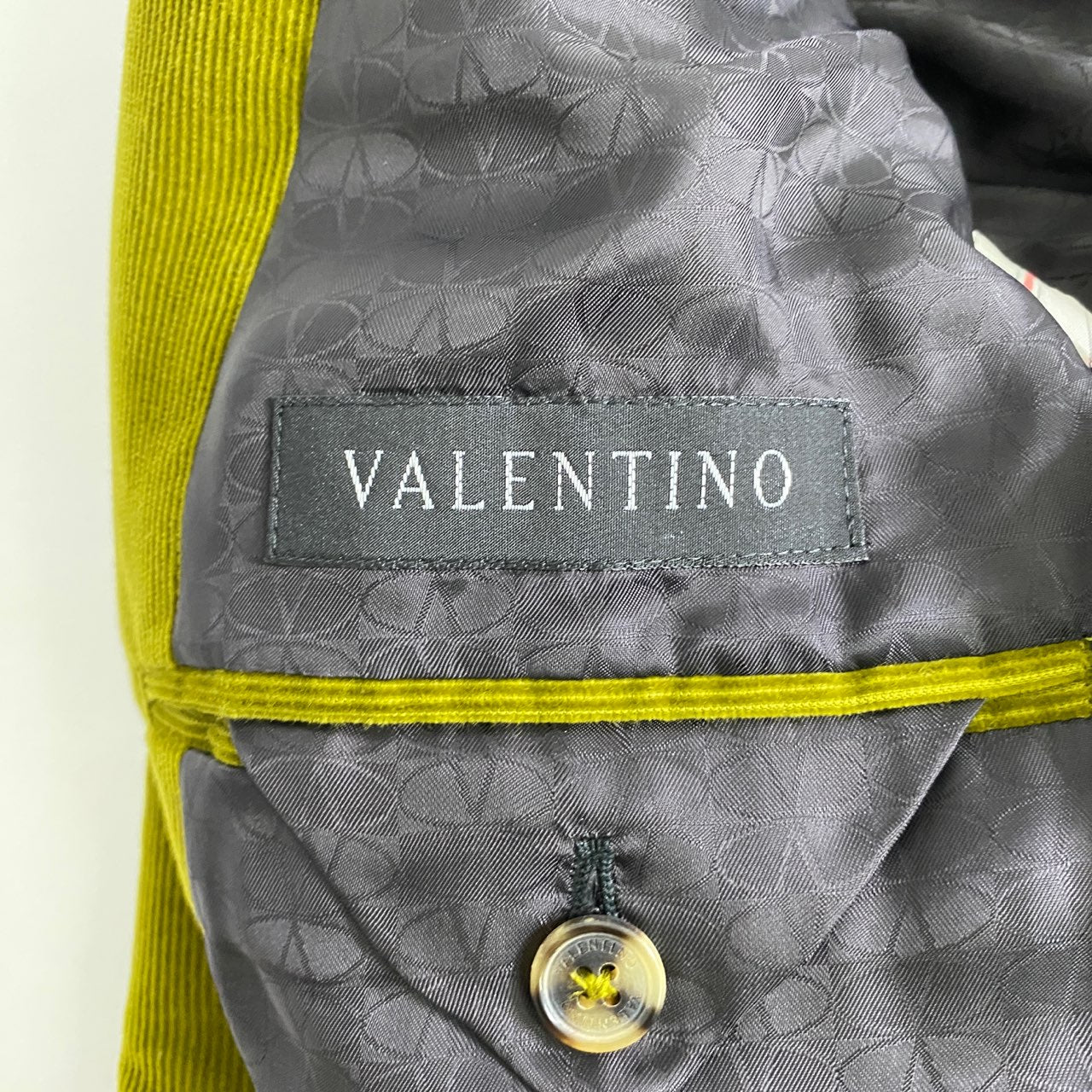 66L7《美品》イタリア製 VALENTINO ヴァレンティノ セットアップ スーツ 50 L相当 オリーブ コーデュロイ SETUP