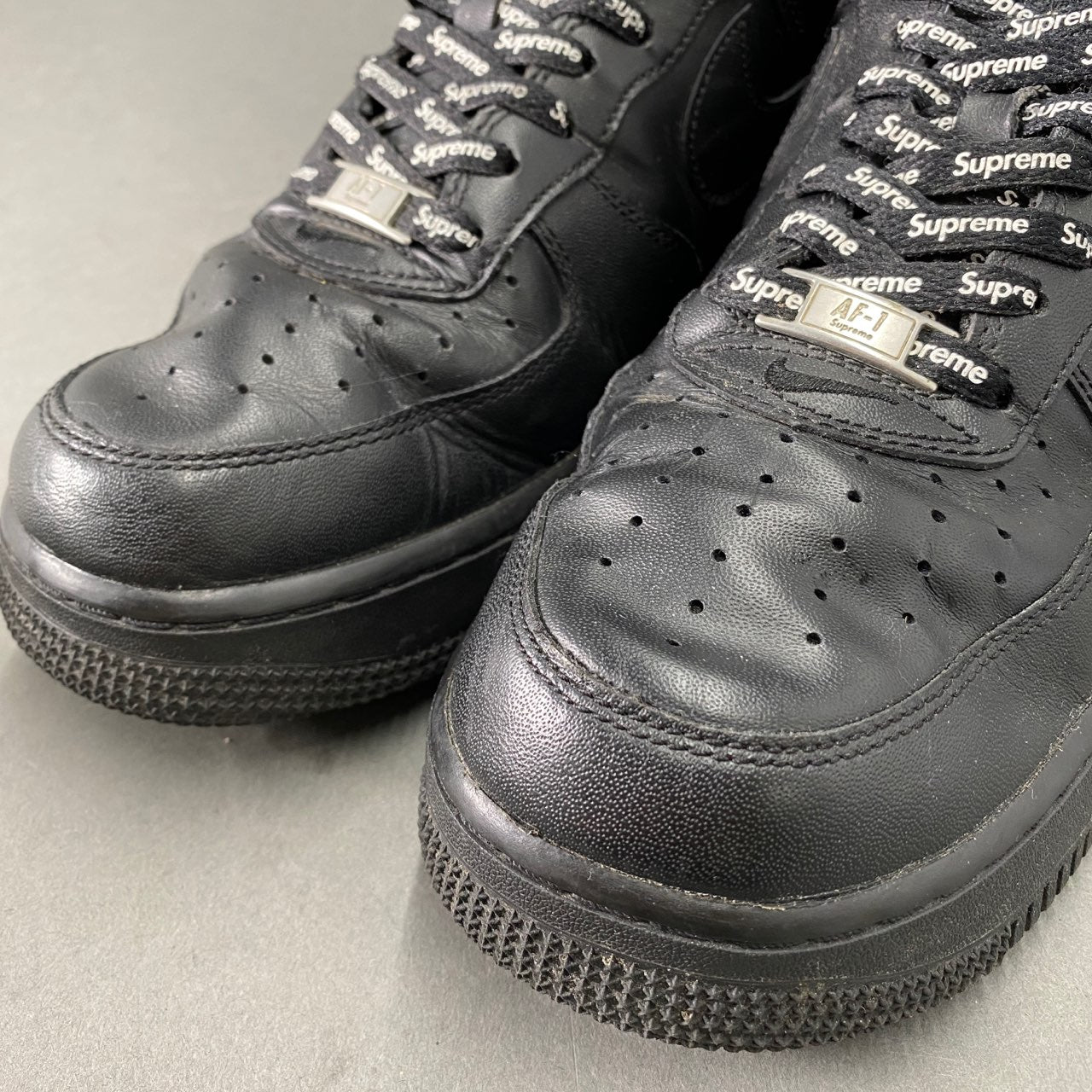 1L5 Supreme シュプリーム × NIKE ナイキ AIR FORCE 1 LOW エアフォースワンロー 28cm ブラック スニーカー シューズ CU9225-001