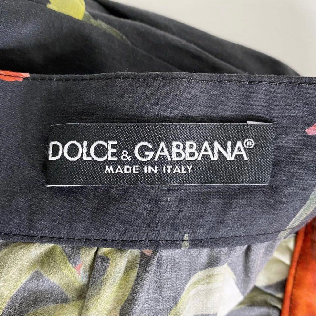 26h31 《美品》 イタリア製 DOLCE&GABBANA ドルチェアンドガッバーナ フラワー フレアスカート 40 ブラック レディース D&G ドルガバ 花柄